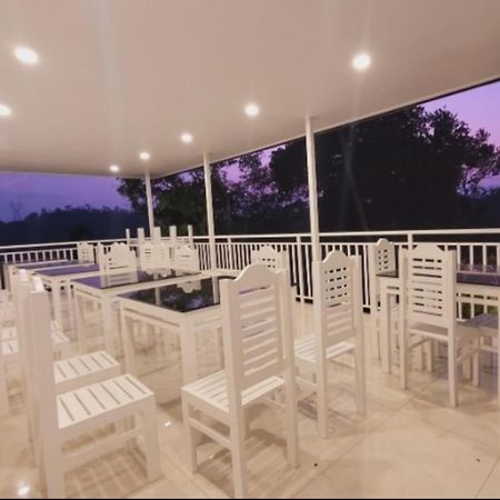 Aura Springs Resort Anachal 외부 사진
