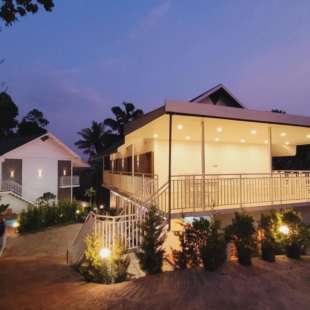 Aura Springs Resort Anachal 외부 사진