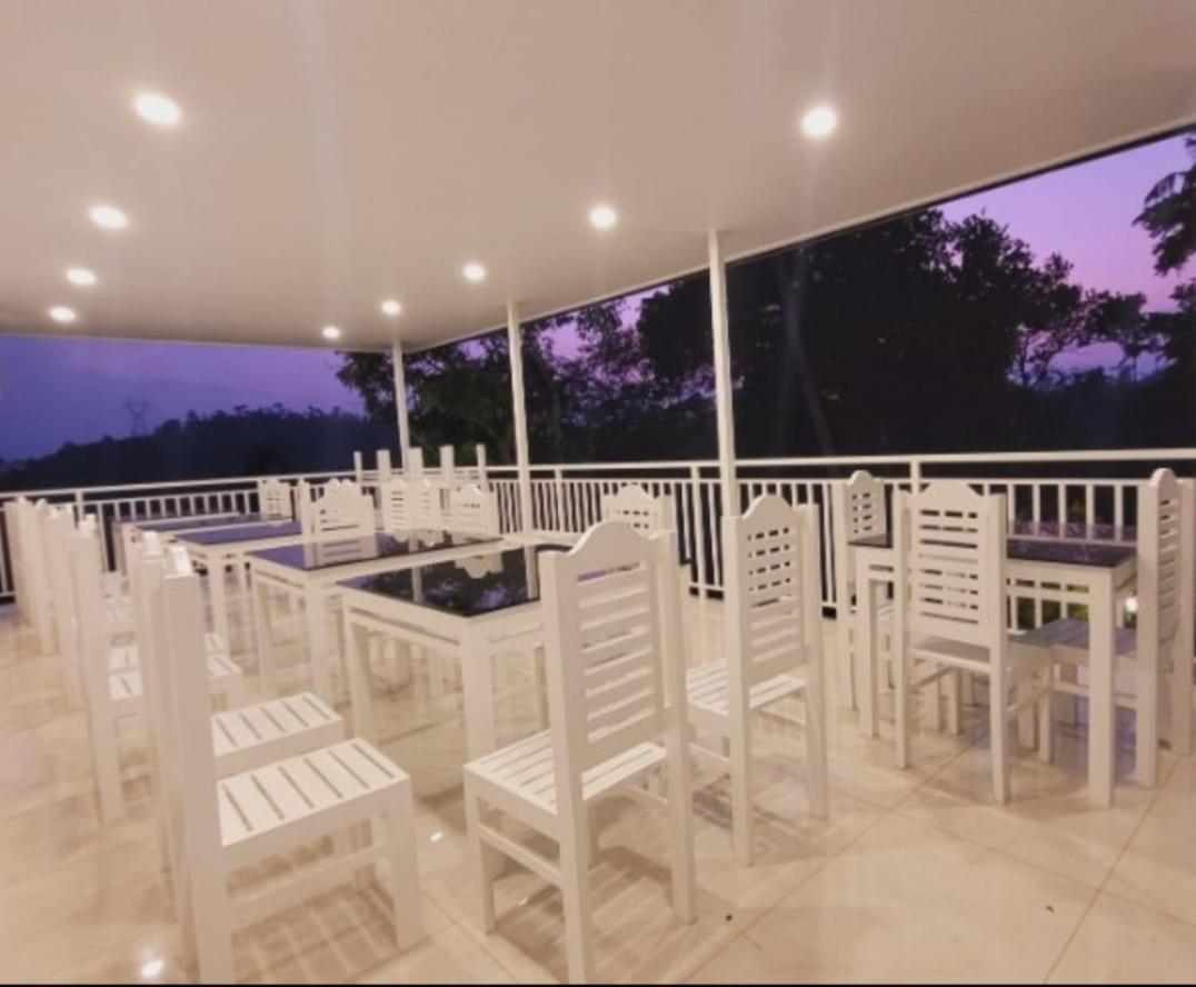 Aura Springs Resort Anachal 외부 사진